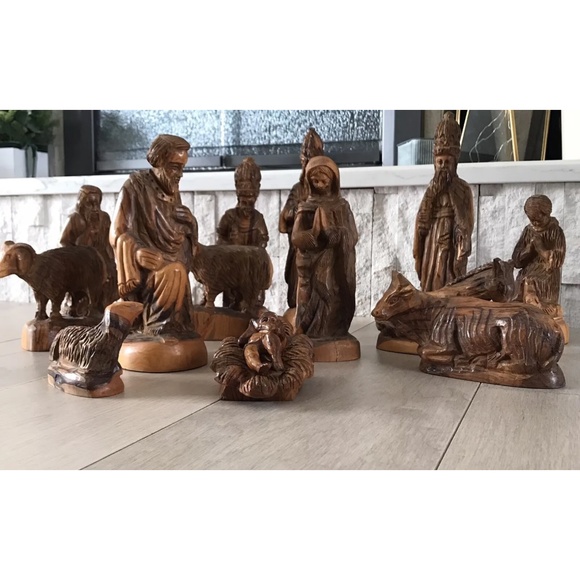 14 Figurines Wood nativity set Scene hand carved Israel artisan antique - Picture 1 of 16